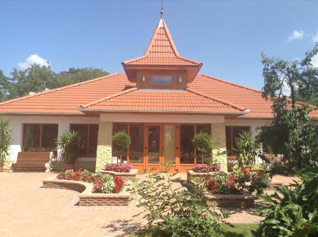 Bornemisza Kuria Wellness Resort Tiszabecs Ngoại thất bức ảnh